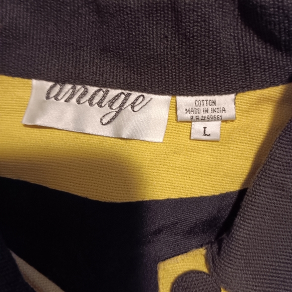 Large jacket - Picture 2 of 2